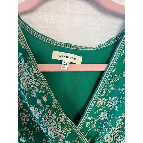 Max Studio Dress Green Print Size XS Preppy Cute! - Picture 5 of 6